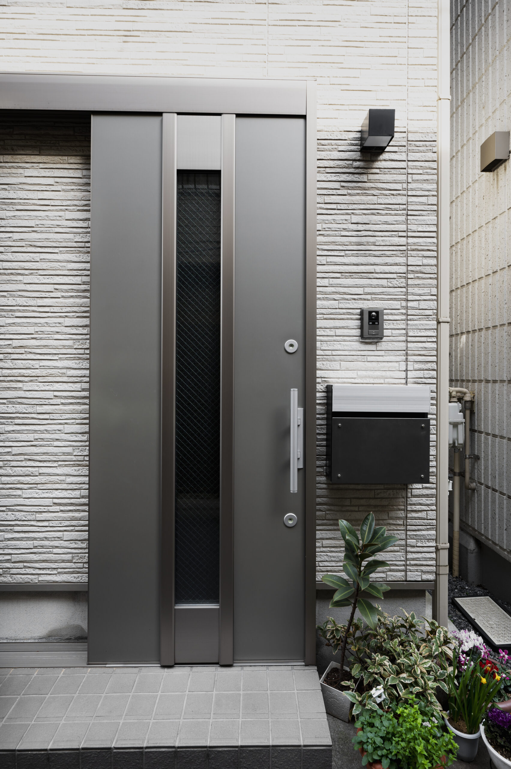 house-entrance-building