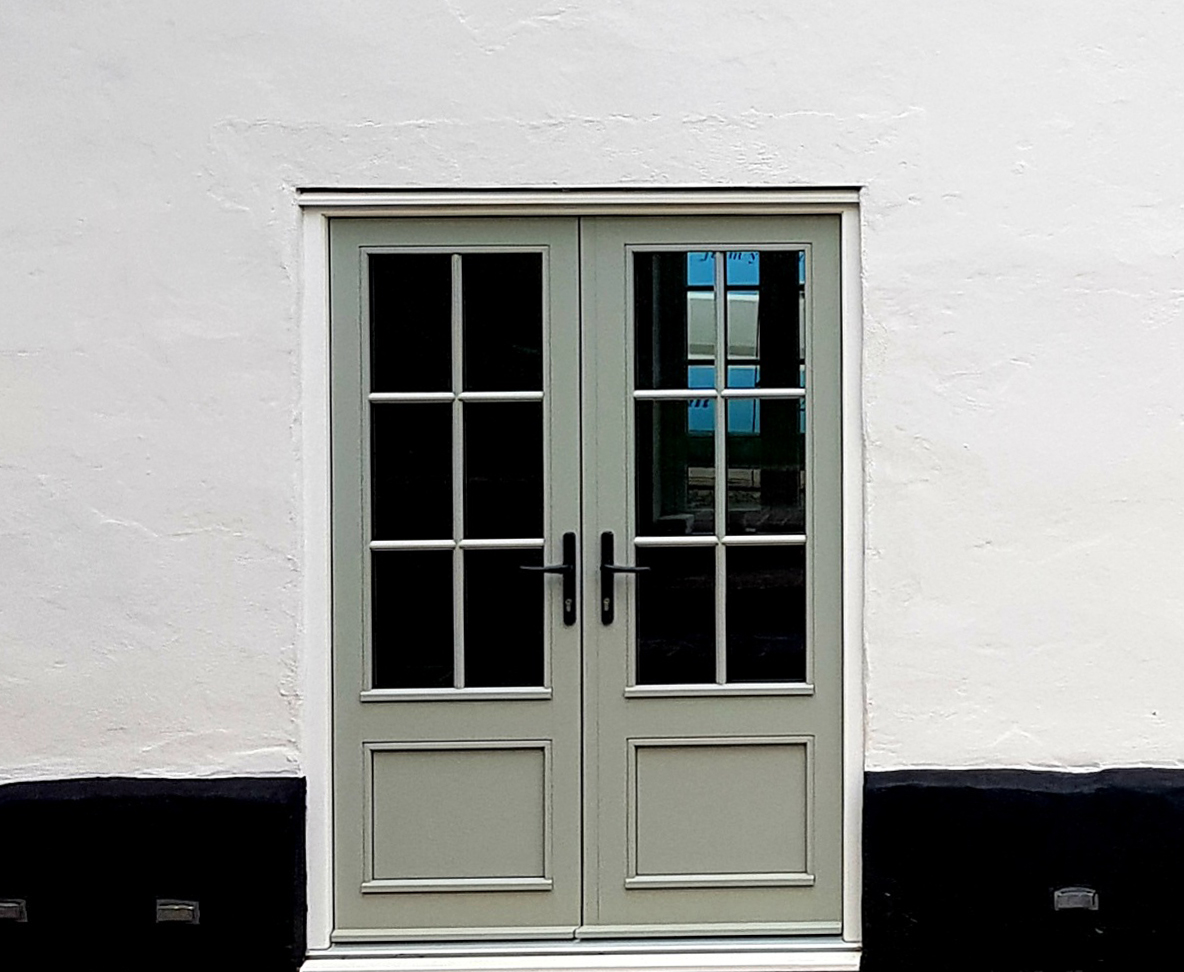 TIMBER FRENCH DOOR